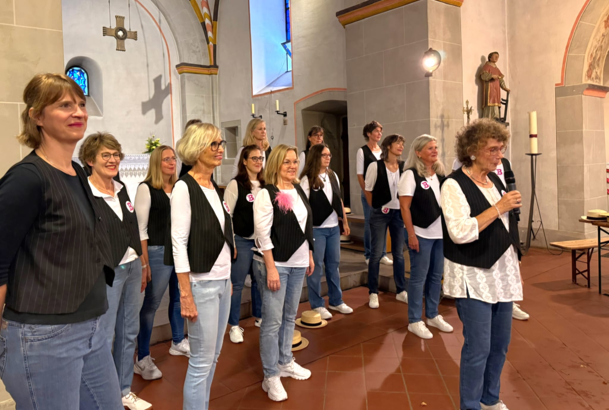 Die Barberellas beim Pfarrfest in Lessenich
